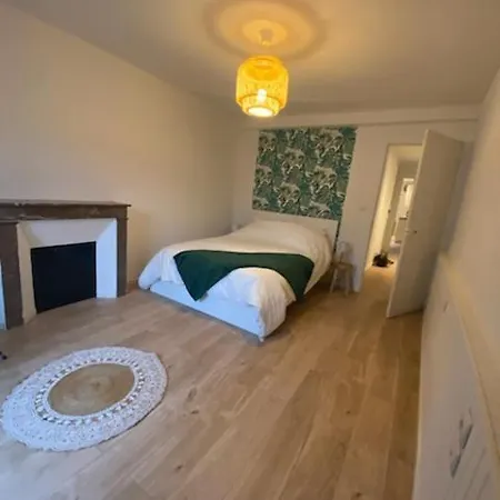 Le Lumineux Et Atypique Apartment Aurillac