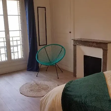 Le Lumineux Et Atypique *